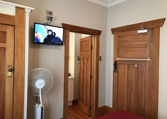 Couette-café Lakes (adults Only) 4*